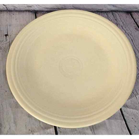 Fiesta Yellow Dinner Plate Homer Laughlin HLC Fiestaware PPB 2001 - 2 plates - Picture 1 of 5
